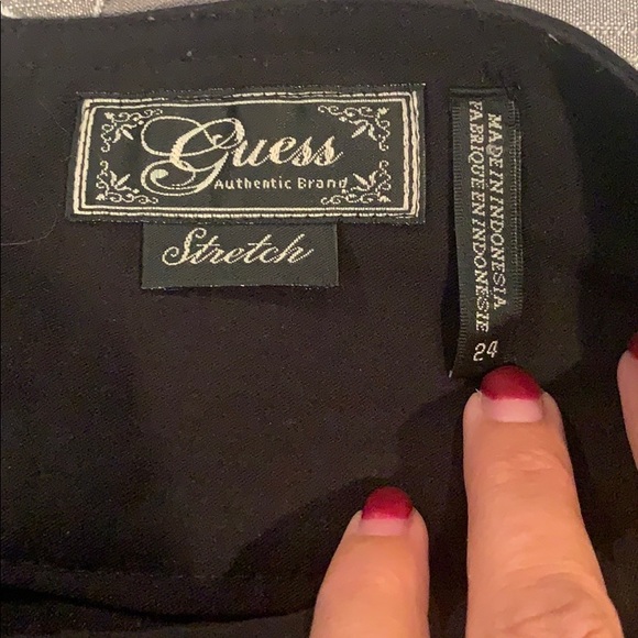 Black pleated mini skirt with pockets! - Picture 5 of 5